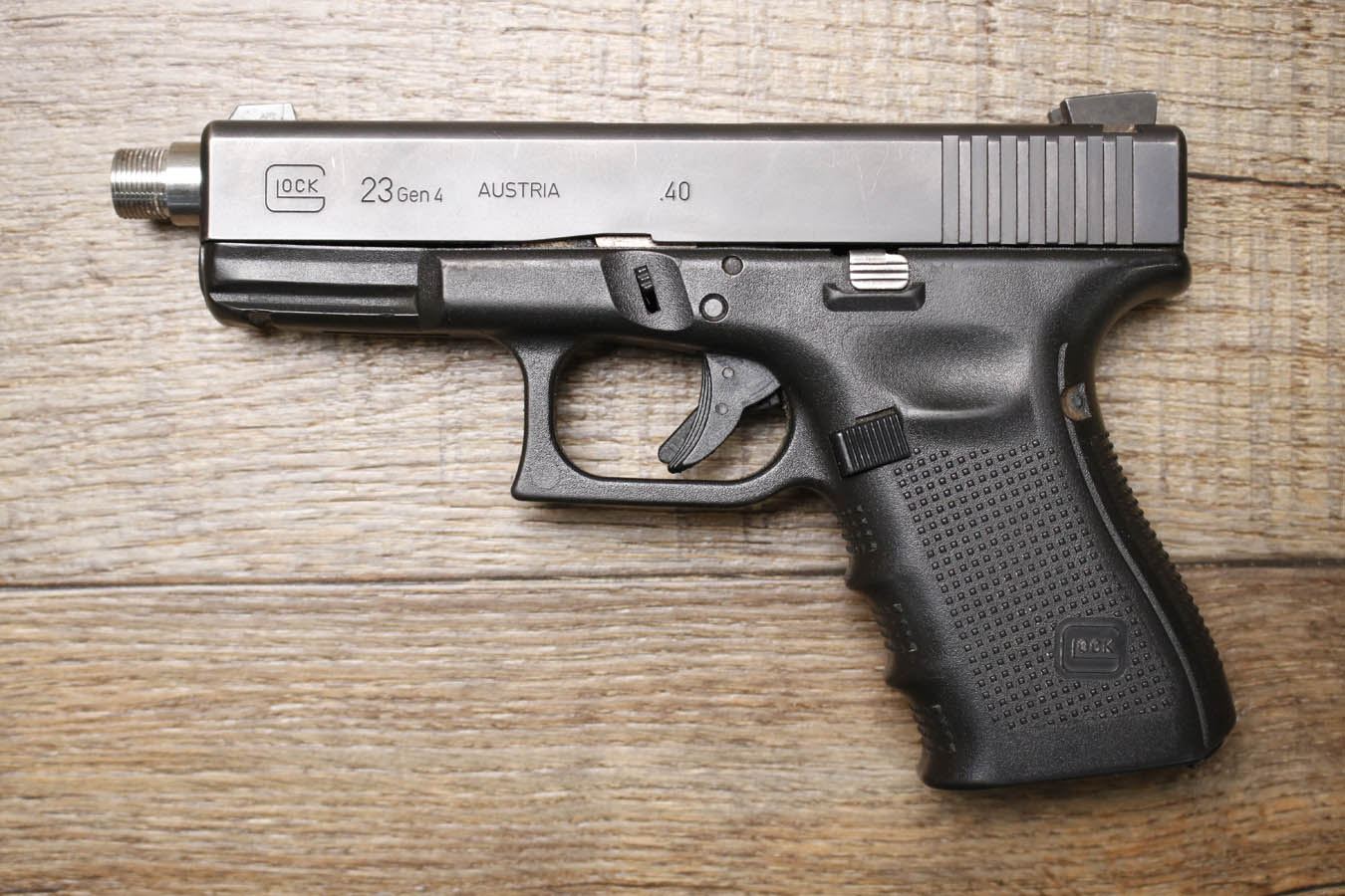 Glock 23 Gen 4 40 S&W Police Trade-In Pistol with Threaded Barrel (No Magazine)