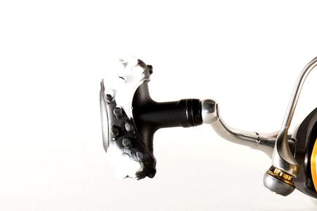 RIBBED REEL GRIP T BLACK/WHITE