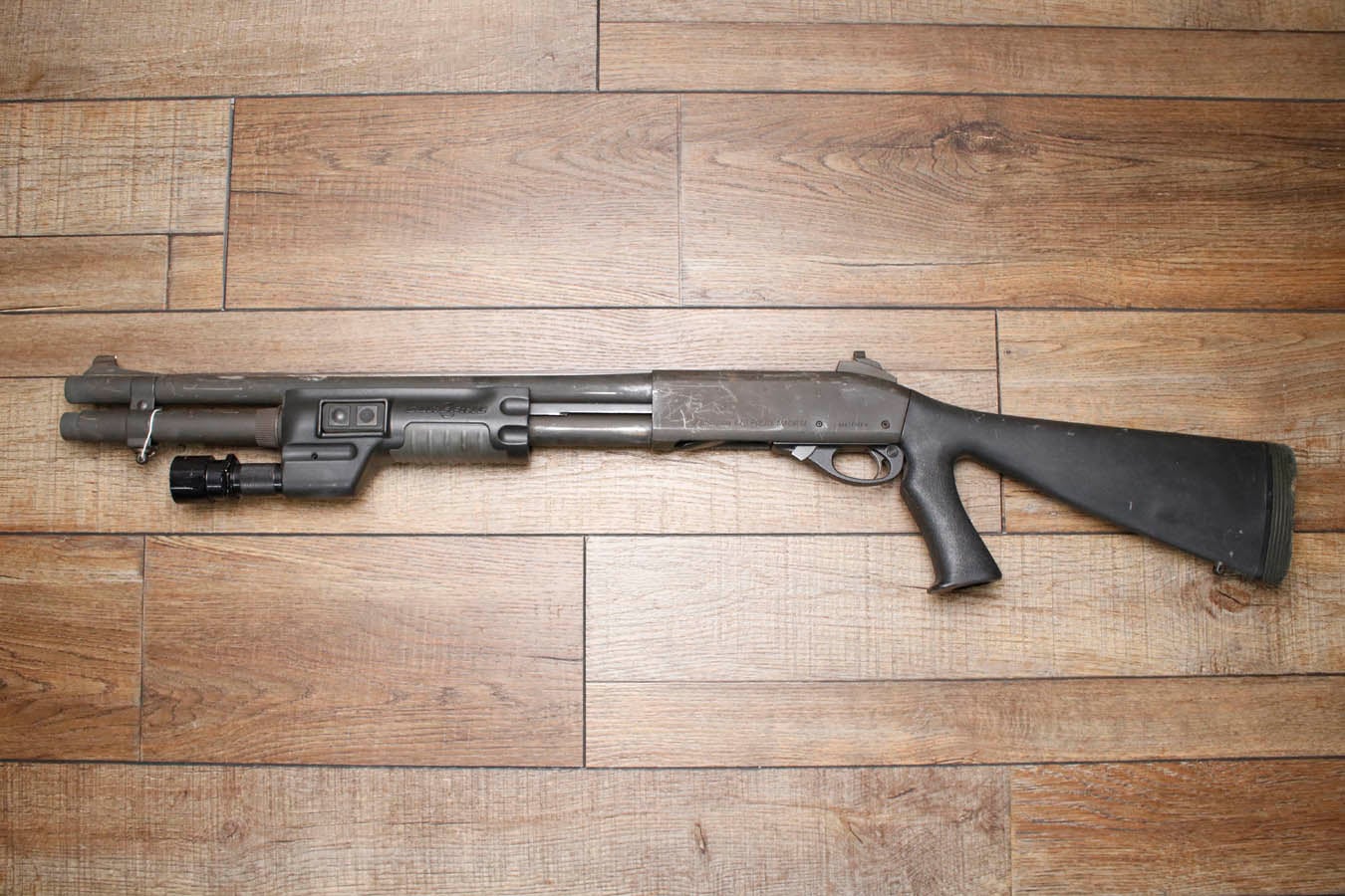 Remington 870 Police Magnum 12GA Police Trade-In Shotgun with Sure Fire Flashlight