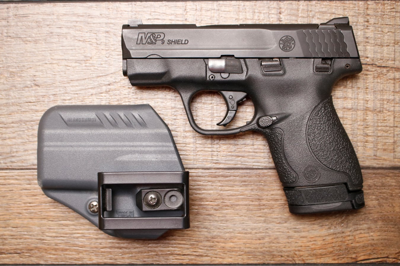 Smith & Wesson M&P9 Shield 9mm Police Trade-In Pistol with Holster