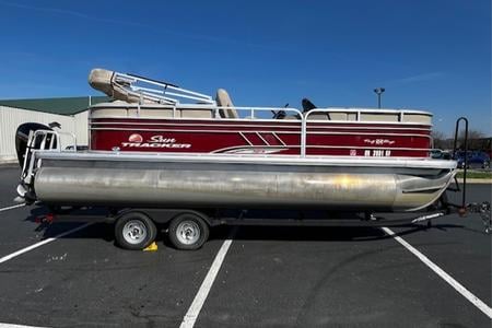 Tracker Party Barge 22 With Mercury 150 ELPT