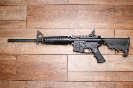 SMITH AND WESSON MP-15 5.56MM USED 