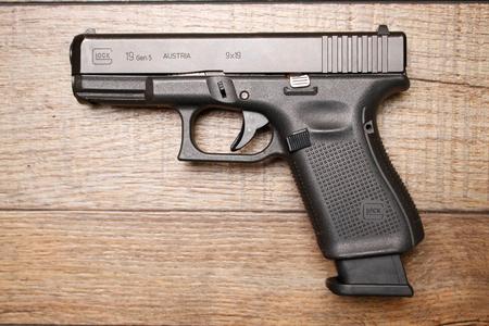 19GEN5 9MM USED 