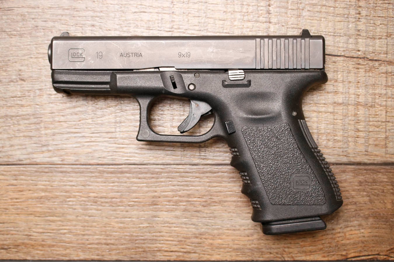 Glock 19 Gen 3 9mm Police Trade-In Pistol