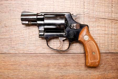 SMITH AND WESSON SMITH AND WESSON 37 AIRWEIGHT 38 SPECIAL USED
