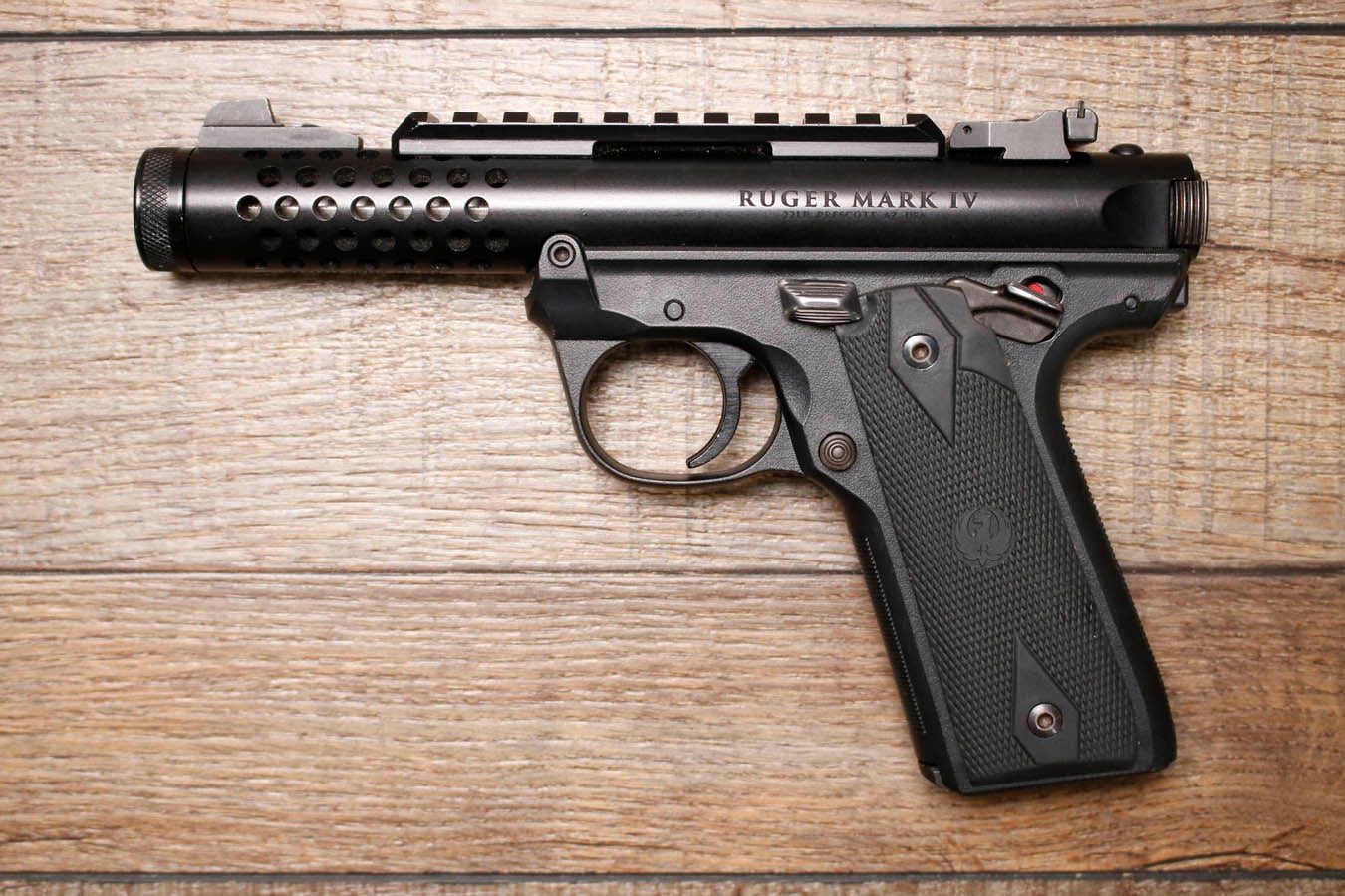Ruger Mark IV 22/45 Lite .22 LR 4.4 Inch Threaded Barrel Used Pistol