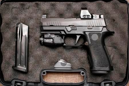 P320 XCARRY 9MM NIGHT SIGHTS POLICE TRADE-IN (GOOD) CONDITION