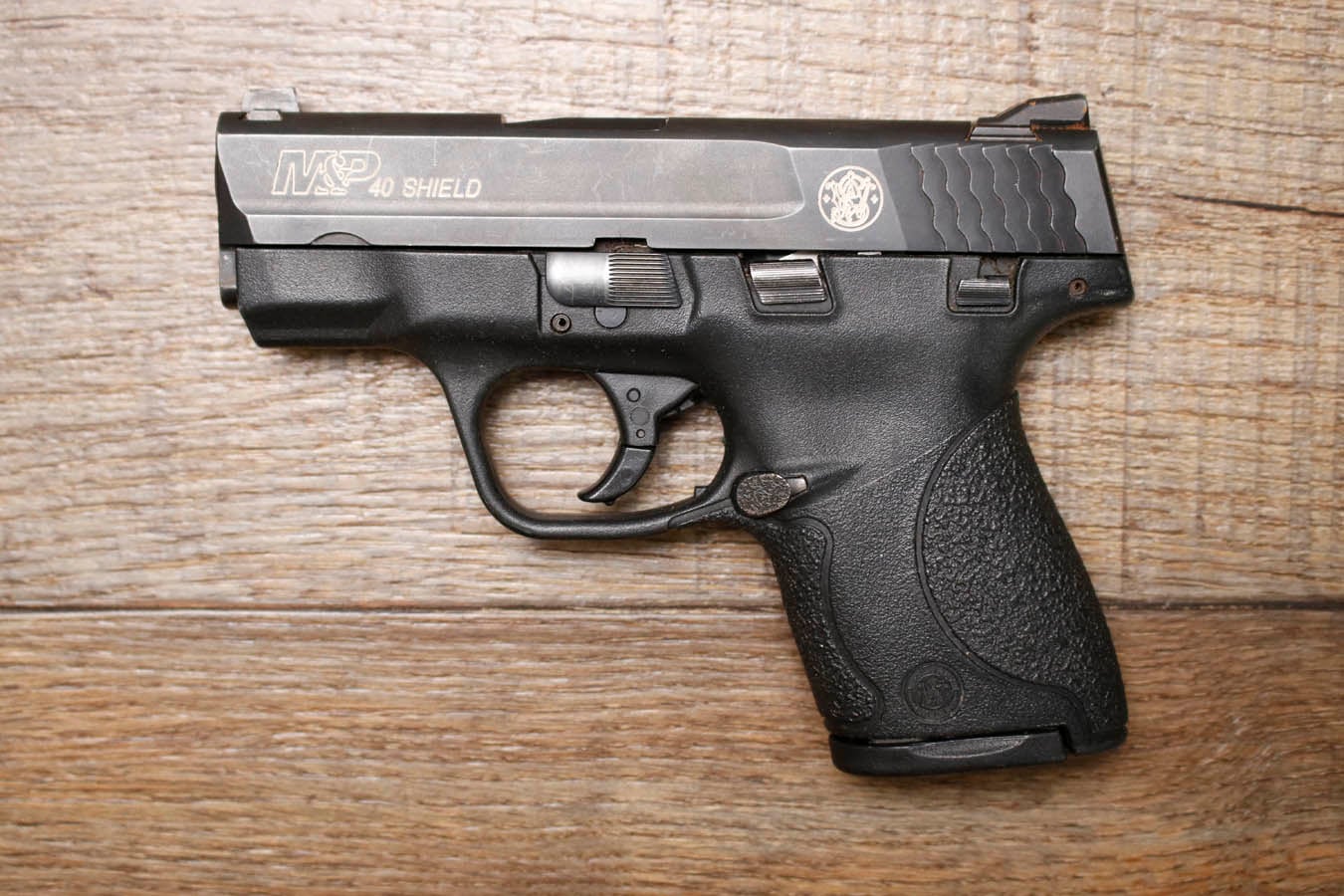 Smith & Wesson M&P40 Shield 40 S&W Police Trade-In Pistol