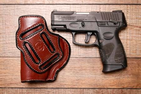 TAURUS PT140 G2 A 40SW USED