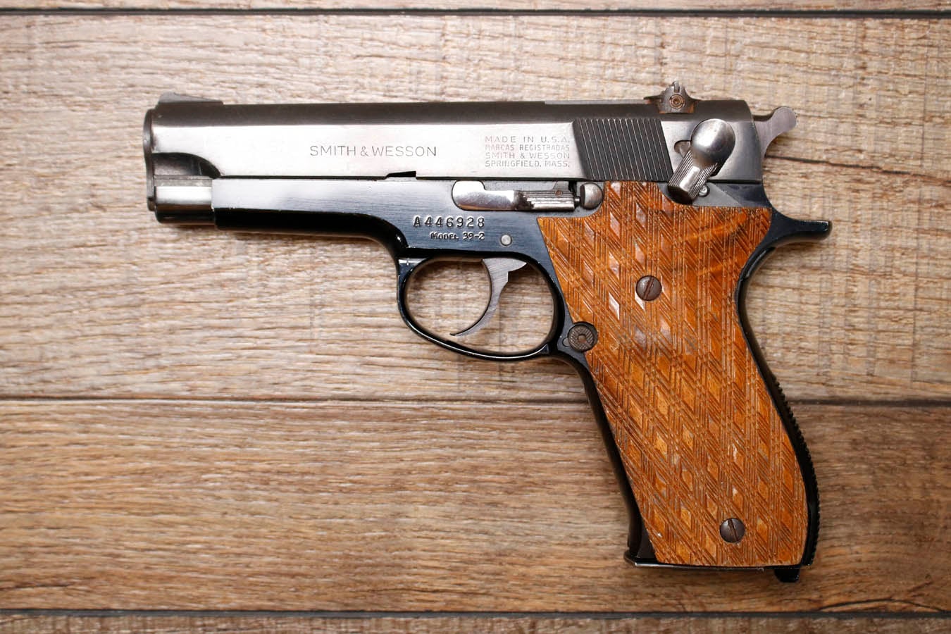 Smith & Wesson Model 39-2 9mm Police Trade-In Pistol