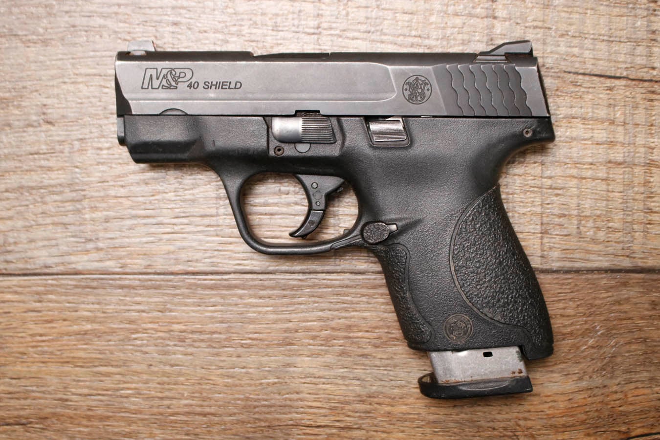 Smith & Wesson M&P40 Shield 40 S&W Police Trade-In Pistol