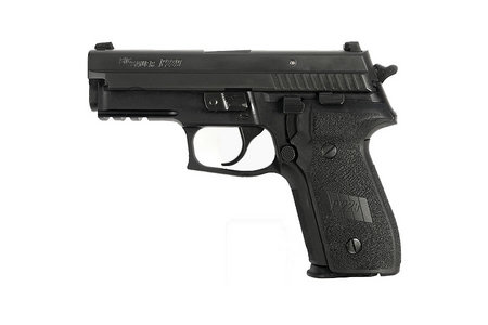 P229 .40 S&W WITH NIGHT SIGHTS (LE)