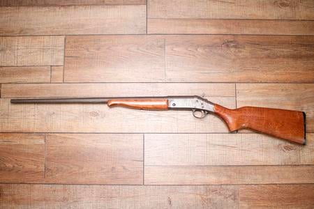NEW ENGLAND FIREARMS PARDNER 410 GA USED