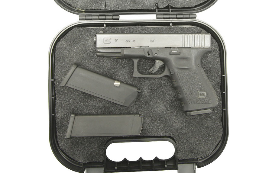 GLOCK MODEL 19 9MM POLICE TRADES WITH 3 MAGS