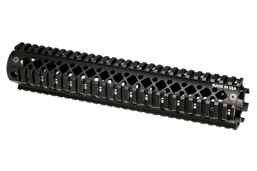 BLACKHAWK AR15 RIFLE LENGTH 2 PIECE QUAD RAIL