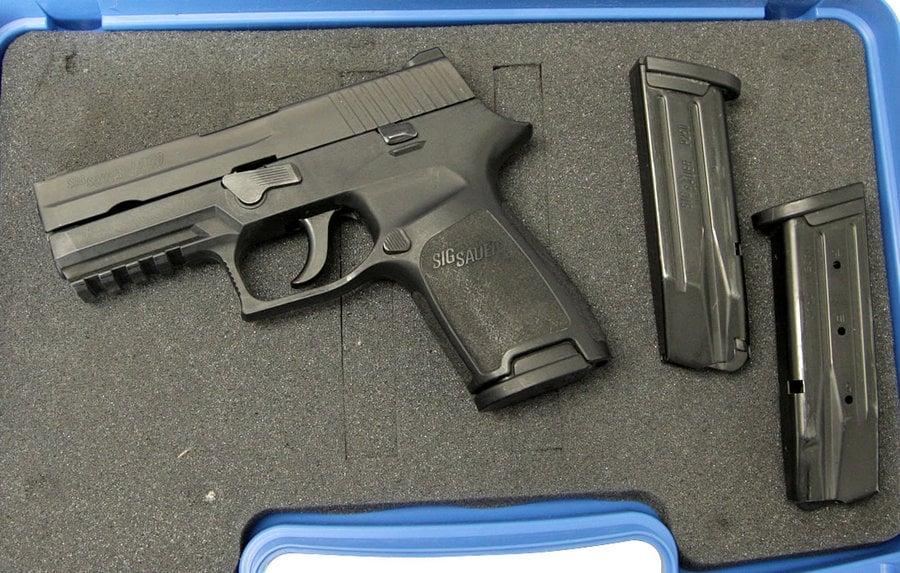 SIG SAUER P250C 9MM POLICE TRADES W/ NIGHT SIGHTS