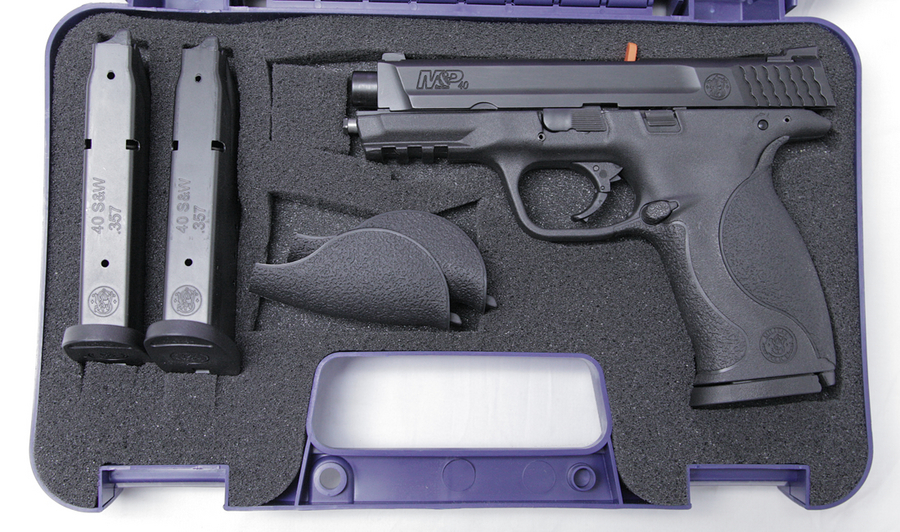 SMITH AND WESSON MP40 40SW POLICE TRADES W/ NIGHT SIGHTS