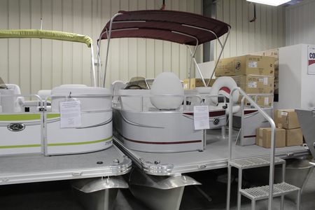 2015 QWEST LS 7518 XRE FISH