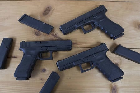 22 40 S&W POLICE TRADES WITH 3 MAGS