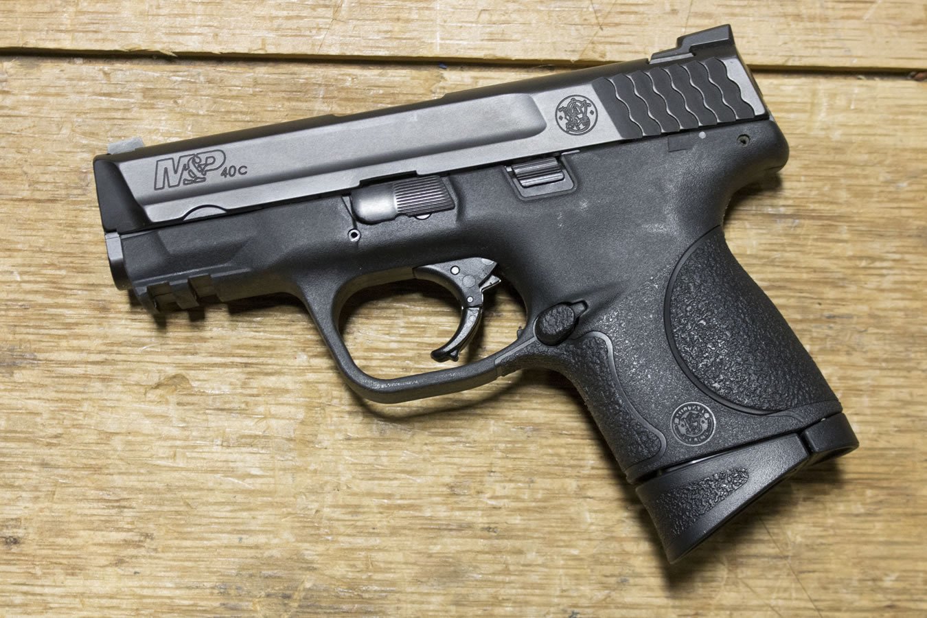 smith-and-wesson-sd40-review