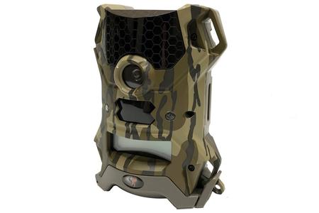 WILDGAME INNV Vision 12 Lightsout 12 Megapixel Game Camera Combo