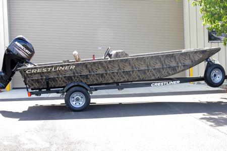 2017 1756 RETRIEVER SC W/60ELPT 4S