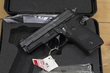 SIG SAUER P229R 40SW Police Trades (New in Box) with 3 Mags and Night Sights
