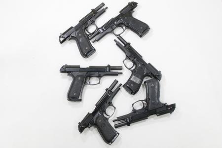 BERETTA Model 96 40SW DA/SA Police Trade-in Pistols (Fair Condition)