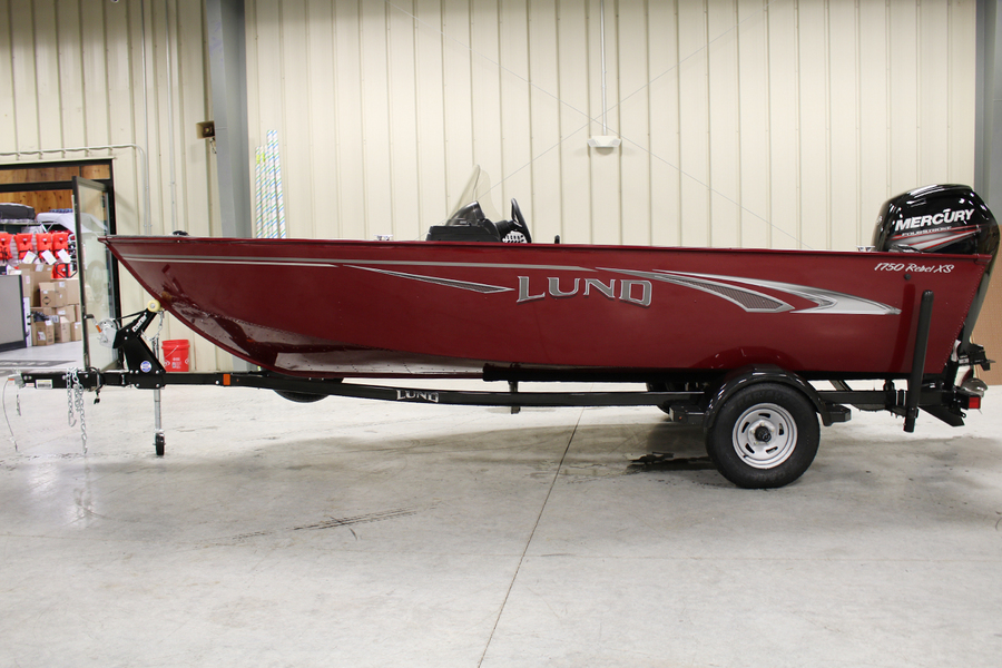 Lund 2018 1750 Rebel XS SS with Mercury 90 ELPT and Trailer Vance