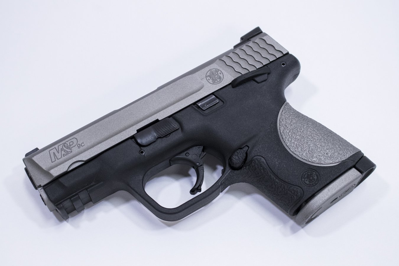 Smith & Wesson M&P9 Compact 9mm Police Trade-in Pistols with Cerakote Stainless Finish
