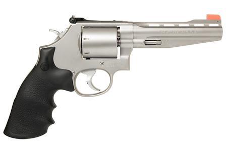 SMITH AND WESSON Model 686 Plus 357 Magnum Performance Center Revolver