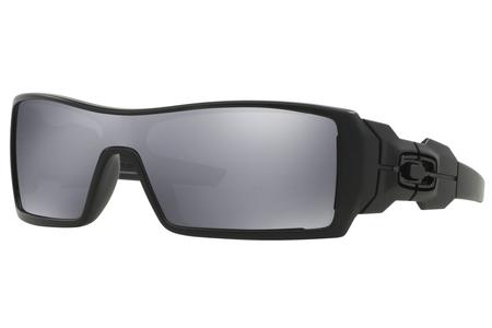 OAKLEY Oil Rig Sunglasses with Matte Black Frame and Black Iridium Lenses