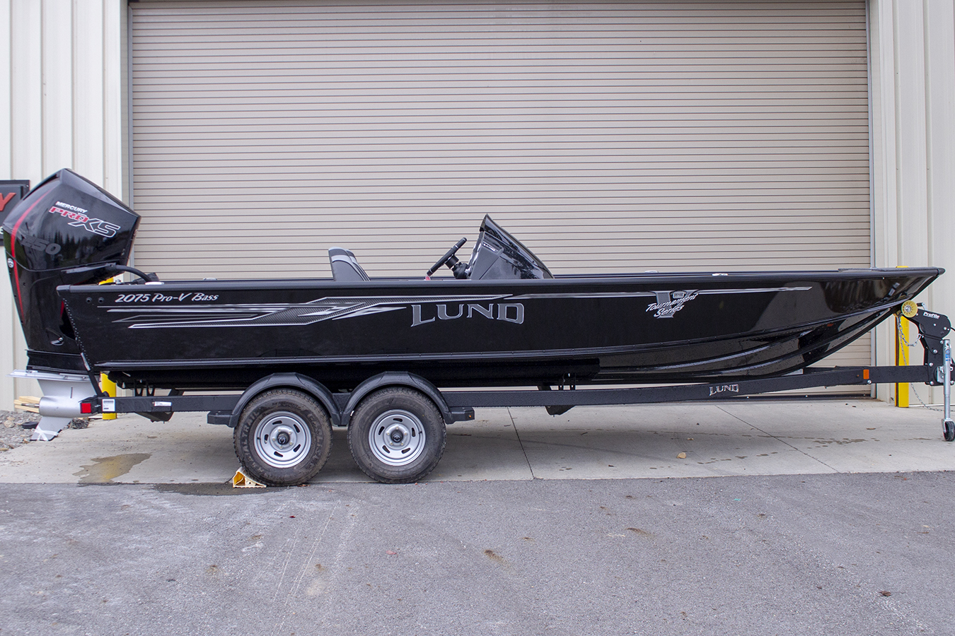 Lund 2019 2075 Pro V Bass With 250 XL Pro XS DTS And Trailer Vance 