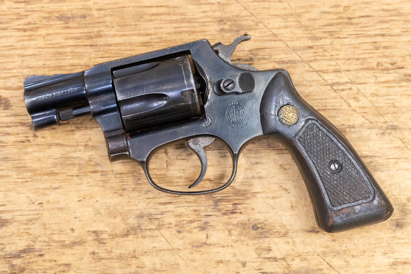 SMITH AND WESSON MODEL36 .38SPL USED