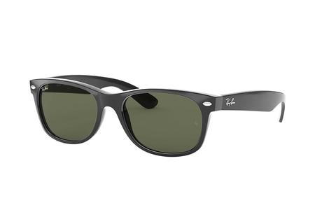 NEW WAYFARER CLASSIC WITH GLOSS BLACK FRAME AND GREEN CLASSIC G-15 LENSES