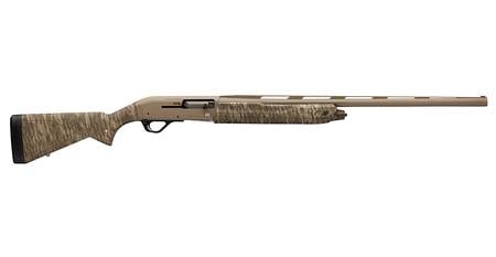 WINCHESTER FIREARMS SX4 Hybrid Hunter 12 Gauge Semi Auto Shotgun with Mossy Oak Bottomland Camo Fini