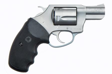 CHARTER ARMS Undercoverette 32 HR Mag Double-Action Revolver