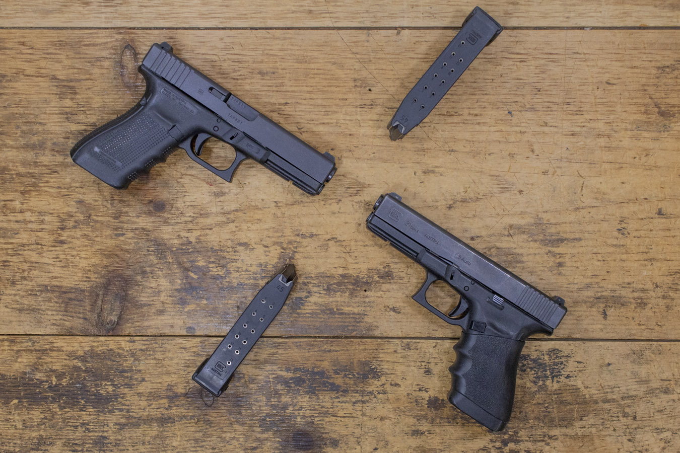 Glock 21 Gen4 45 ACP Police Trade-In Pistols with Night Sights