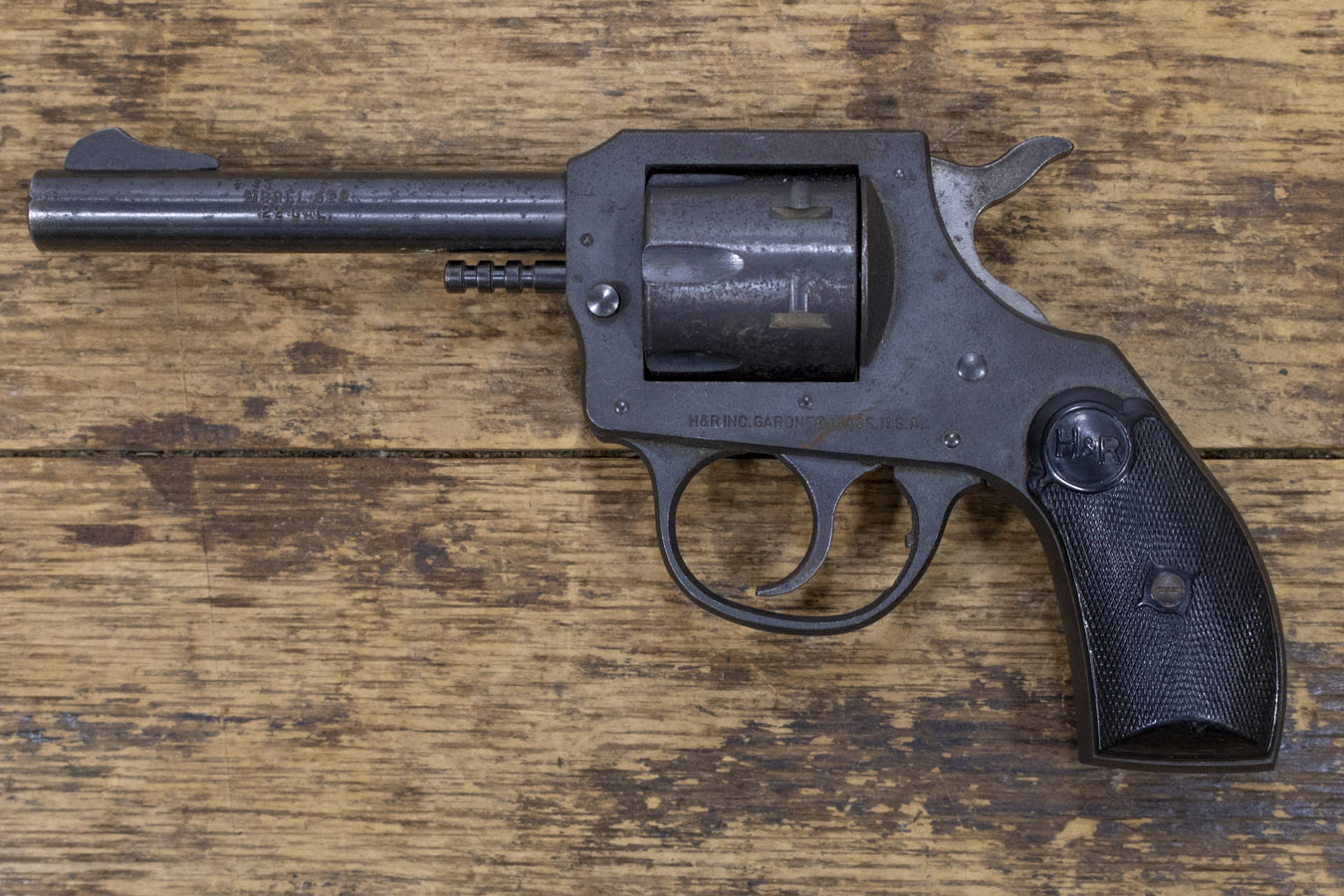 H&R 622 22 LR Police Trade-In Revolver