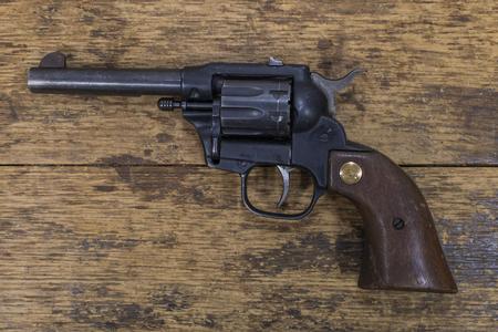 HIGH STANDARD Hombre 22 Cal 9-Shot Police Trade-In Revolver