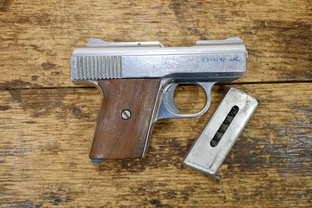 MP-25 25 AUTO POLICE TRADE-IN PISTOL WITH WOOD GRIPS