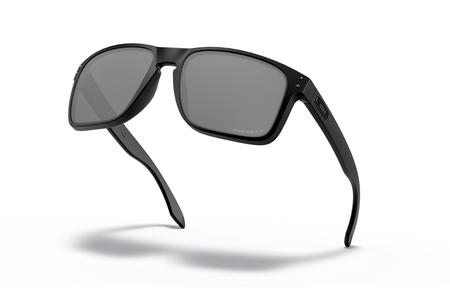 HOLBROOK XL WITH MATTE BLACK FRAMES AND PRIZM GREY LENSES