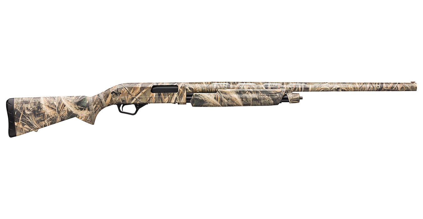 WINCHESTER FIREARMS SXP WATERFOWL HUNTER 12 GAUGE PUMP ACTION SHOTGUN WITH 28 INCH BARREL AND REALT