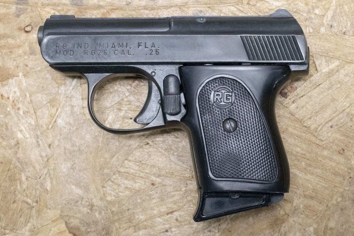 RG RG25 25ACP Police Trade-In Semi-Auto Pistol