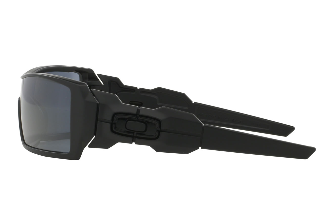 OAKLEY Oil Rig Sunglasses with Matte Black Frame and Black Iridium Lenses
