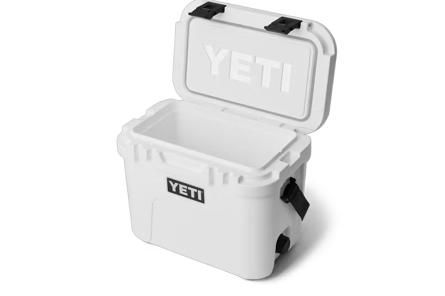 YETI Roadie 15 Hard Cooler White