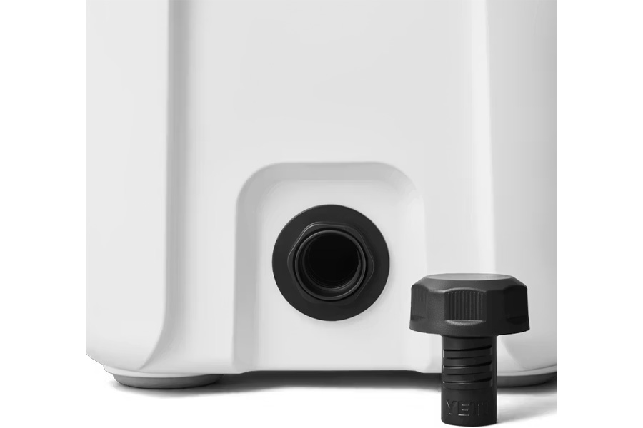 YETI Roadie 15 Hard Cooler White