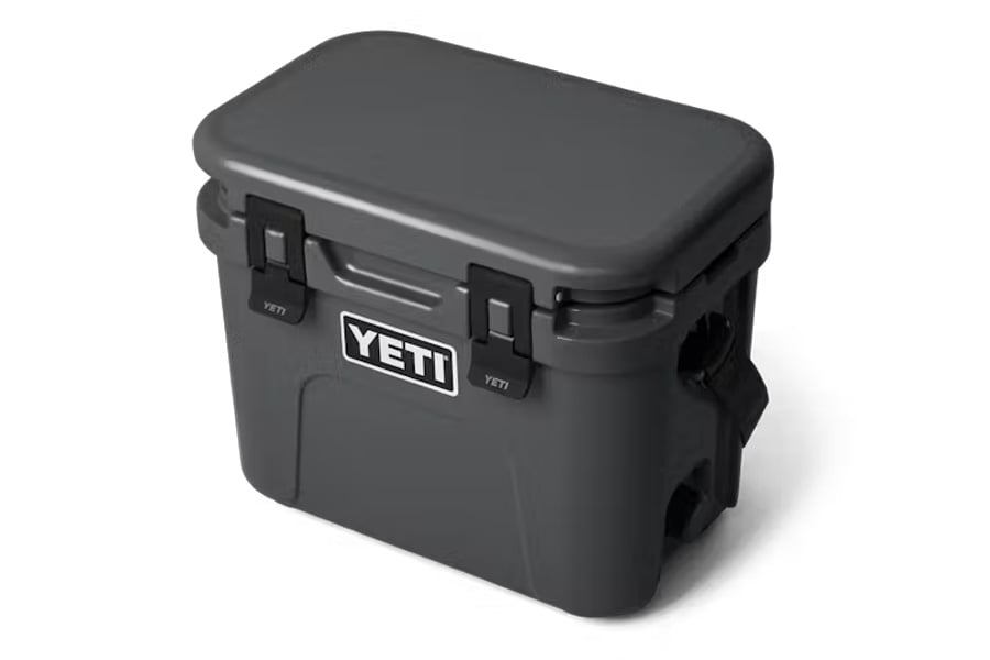 YETI Roadie 15 Hard Cooler Charcoal