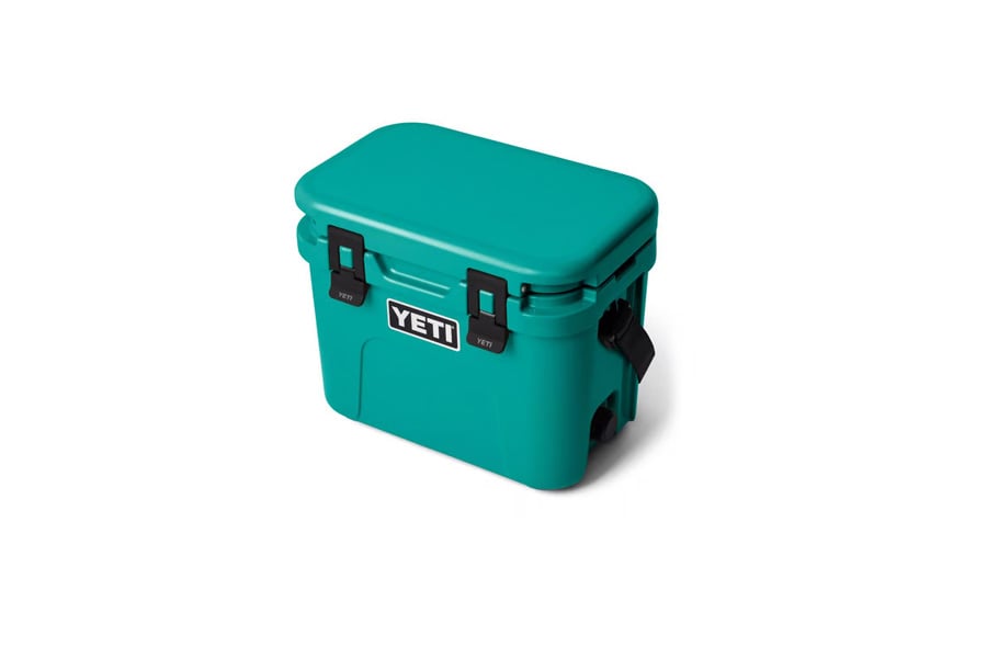 YETI Roadie 15 Aquifer Blue 15qt Hard Cooler