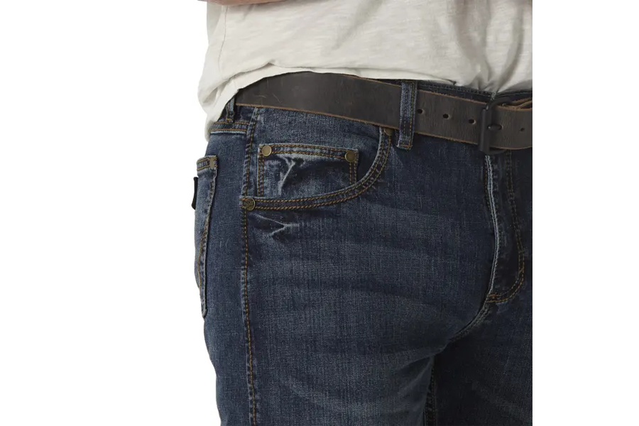 Wrangler Retro Slim Fit Straight Leg Jean